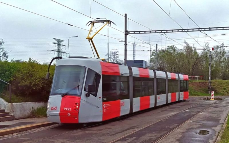 tram prague new color scheme