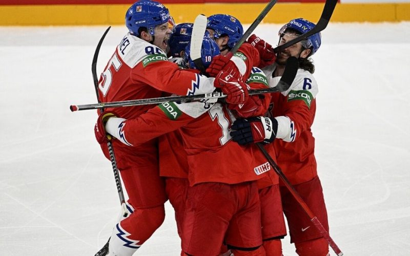 czech hockey team bronze