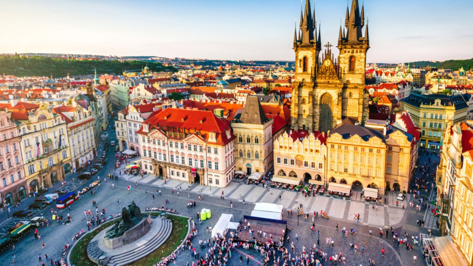 V Praze žije o 300 tisíc lidí více, než uvádějí oficiální statistiky