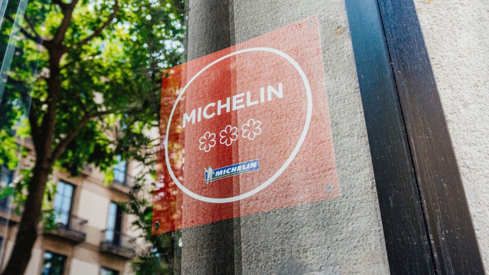 Česká vláda zaplatí za zařazení do Michelin Gastronomic Guide: Prague Morning